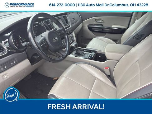 Used 2017 Kia Sedona SX FWD image 12