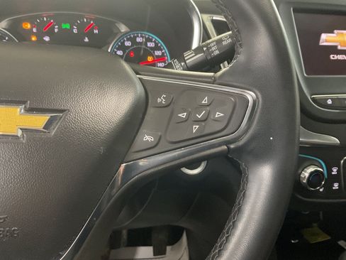 Used 2024 Chevrolet Equinox LT AWD/4WD image 11