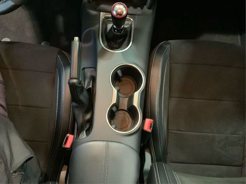 Used 2016 Ford Mustang Shelby GT350 w/ Technology Package image 17