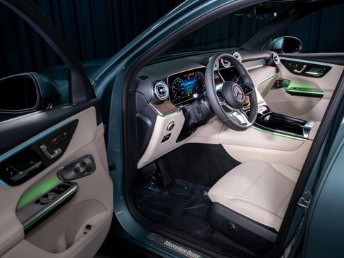 New 2026 Mercedes-Benz GLC 300 4MATIC image 10