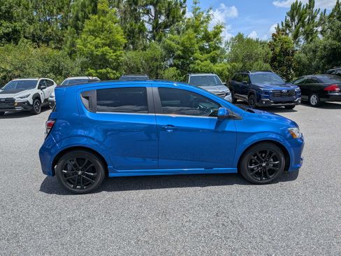 Used 2017 Chevrolet Sonic Premier w/ Driver Confidence Package FWD image 3