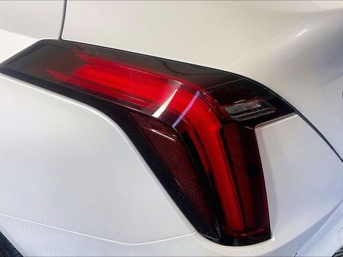 Used 2023 Cadillac CT4 Luxury w/ Sun And Sound Package AWD/4WD image 39