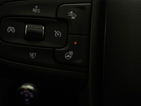 Used 2025 GMC Sierra 1500 AT4X image 25