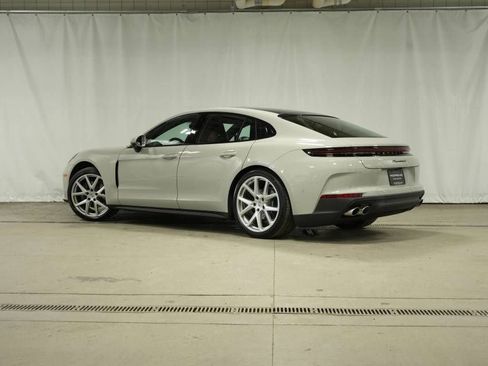 New 2026 Porsche Panamera 4 image 3