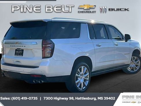 Certified 2022 Chevrolet Suburban High Country image 11