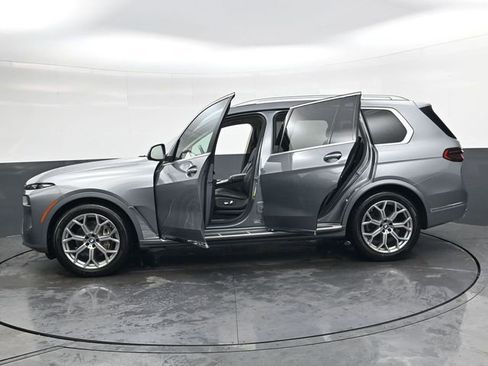 Used 2024 BMW X7 xDrive40i AWD/4WD image 40