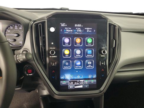 Used 2025 Subaru Crosstrek 2.5i Limited w/ Crosstrek Mirror Package image 16