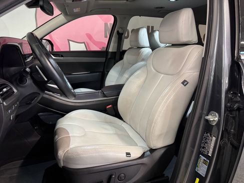 Used 2021 Hyundai Palisade SEL w/ Convenience Package image 19
