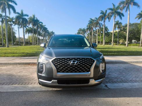 Used 2022 Hyundai Palisade Calligraphy w/ Cargo Package FWD image 3