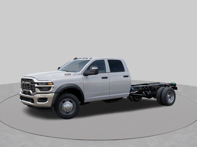 New 2026 RAM 4500 Tradesman w/ Chrome Appearance Group AWD/4WD image 2