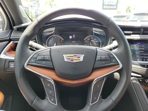 Certified 2023 Cadillac XT5 Premium Luxury FWD image 42