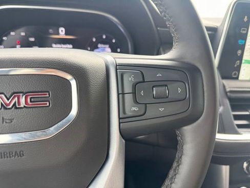 Certified 2023 GMC Yukon XL SLT w/ SLT Premium Package image 11