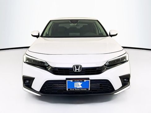 Used 2024 Honda Civic Touring image 2