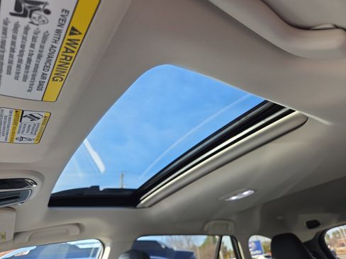 Certified 2025 Subaru Outback Onyx Edition image 27