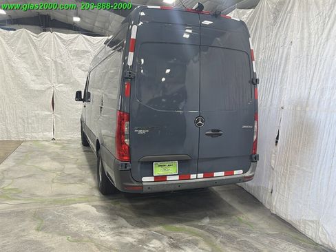 Used 2019 Mercedes-Benz Sprinter 170 image 25