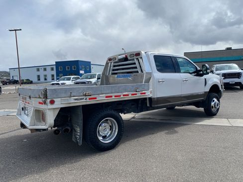 Used 2017 Ford F350 Lariat w/ Lariat Ultimate Package AWD/4WD image 19
