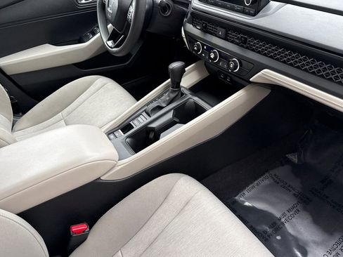 Used 2023 Honda Accord LX image 31