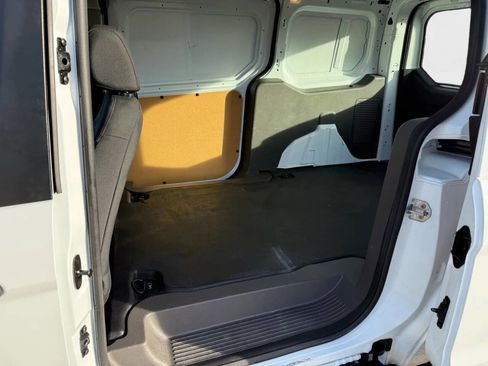 Used 2019 Ford Transit Connect XL image 8