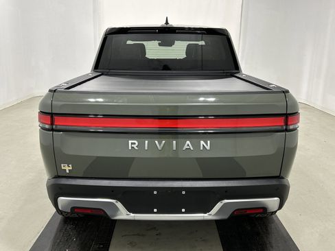 Used 2022 Rivian R1T Launch Edition image 4