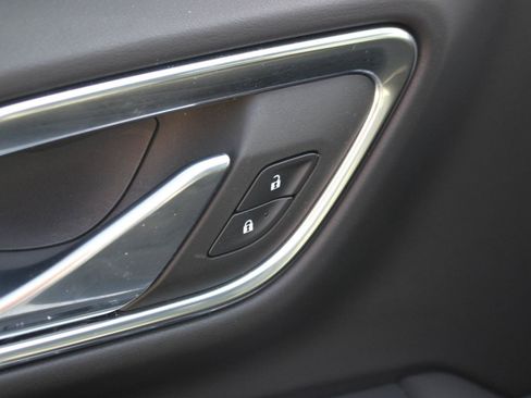 Used 2024 Chevrolet Tahoe High Country w/ Premium Package image 11