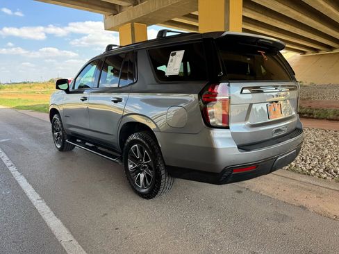 Used 2021 Chevrolet Tahoe Z71 w/ Z71 Off-Road Package image 5