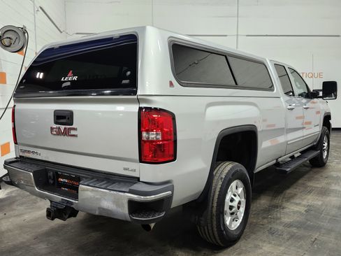 Used 2019 GMC Sierra 2500 SLE image 16