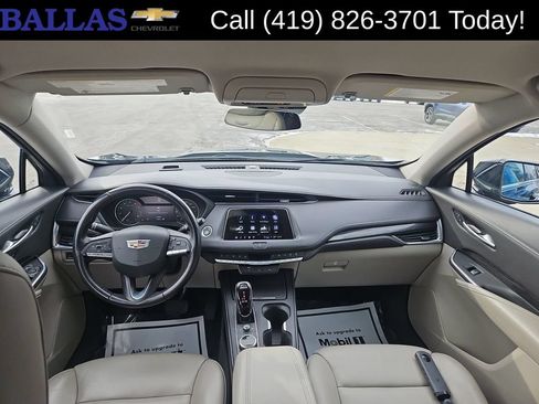 Certified 2023 Cadillac XT4 Premium Luxury AWD/4WD image 21