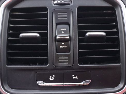 Used 2017 Porsche Macan S image 37