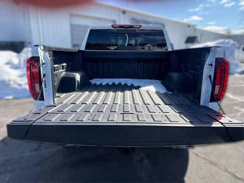 New 2026 GMC Sierra 1500 AT4 w/ Technology Package image 13