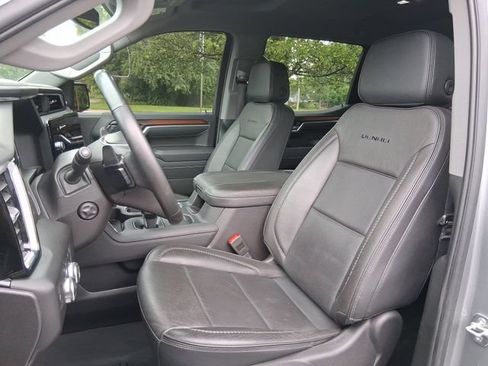 Used 2025 GMC Sierra 1500 Denali AWD/4WD image 13