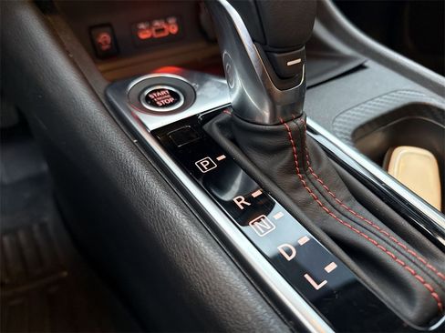 Used 2024 Nissan Sentra SR w/ Trunk Package image 27