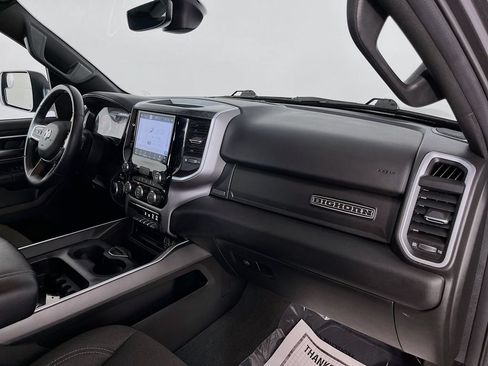 Used 2022 RAM 1500 Big Horn AWD/4WD image 36