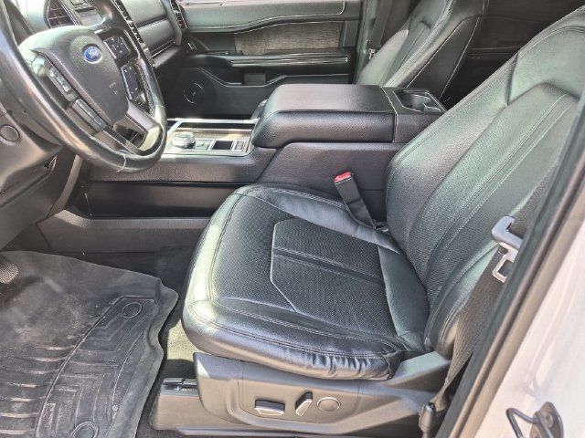 Used 2019 Ford Expedition Limited w/ Equipment Group 302A RWD image 11