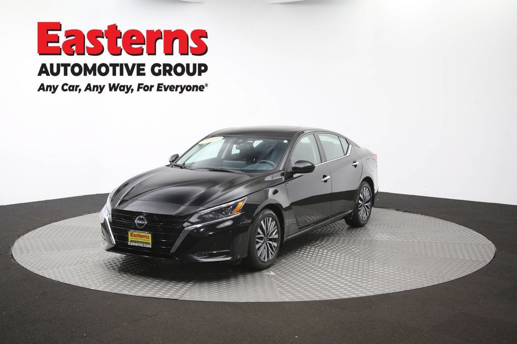 Used 2024 Nissan Altima 2.5 SV w/ SV Premium Package FWD image 56