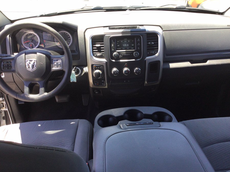 Used 2019 RAM 1500 Classic SLT AWD/4WD image 19