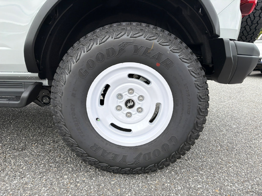 New 2026 Ford Bronco Heritage Edition AWD/4WD image 19