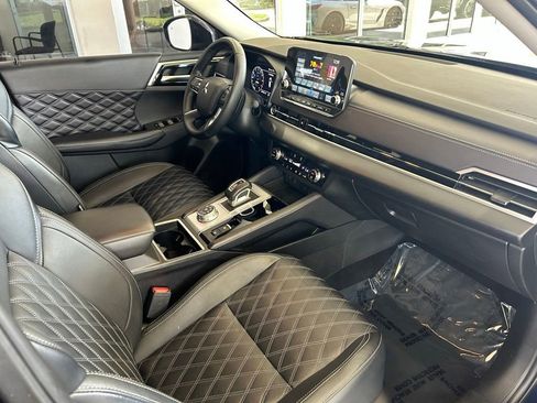 Used 2024 Mitsubishi Outlander SEL FWD image 24