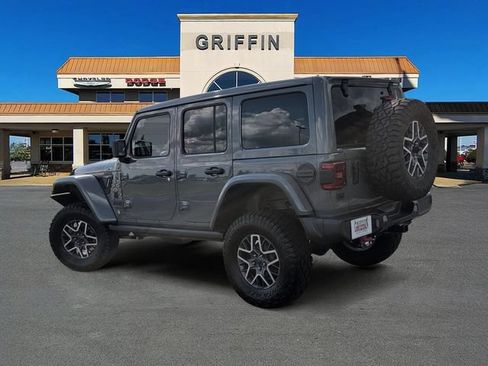Used 2020 Jeep Wrangler Unlimited Rubicon AWD/4WD image 9