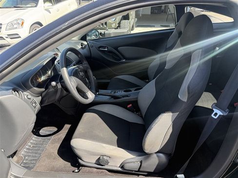 Used 2003 Toyota Celica GT FWD image 9