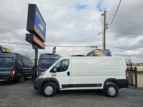 Used 2017 RAM ProMaster 1500 image 4