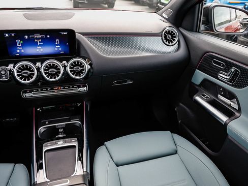 New 2026 Mercedes-Benz GLA 250 4MATIC image 15