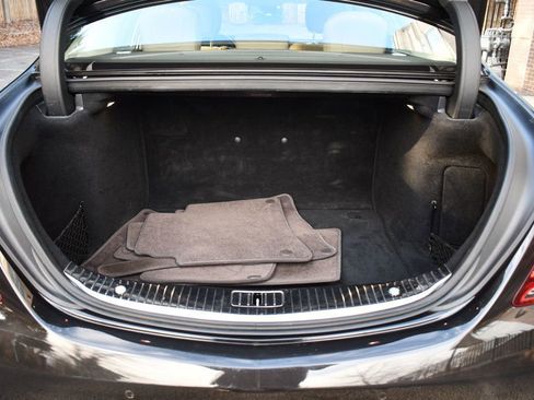 Used 2018 Mercedes-Benz S 560 4MATIC Sedan image 13