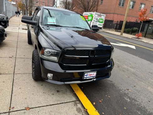 Used 2013 RAM 1500 Express image 5