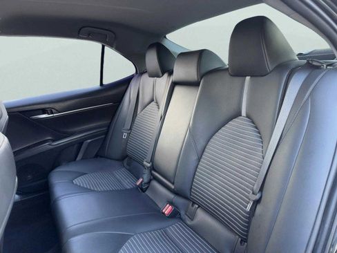 Used 2021 Toyota Camry SE w/ Carpet Mat Package (TMS) image 36