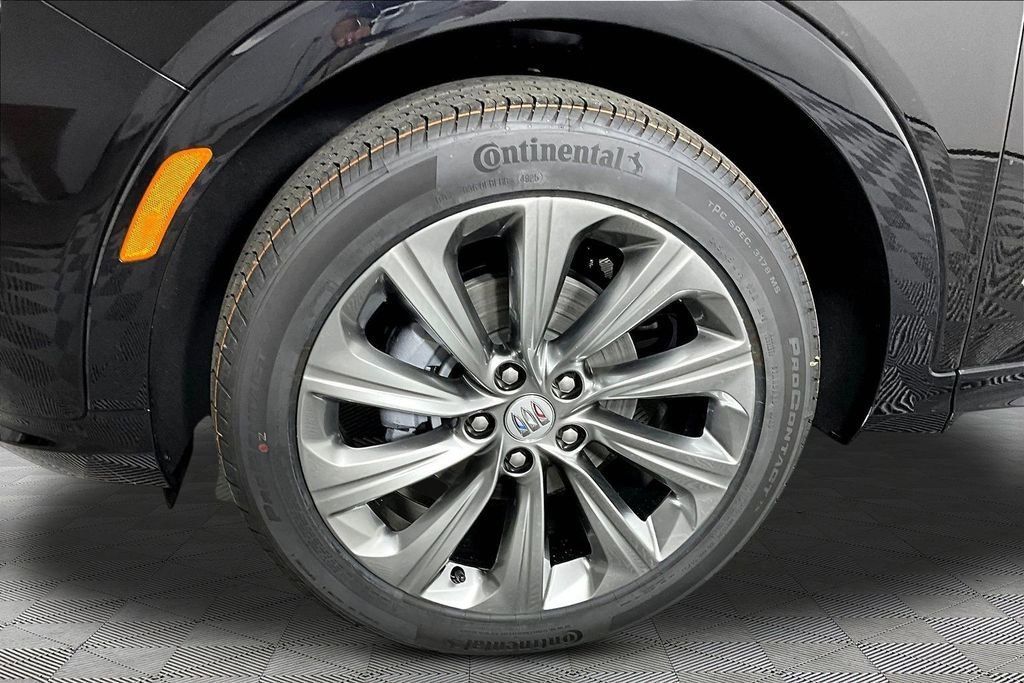 New 2026 Buick Envista Avenir FWD image 13