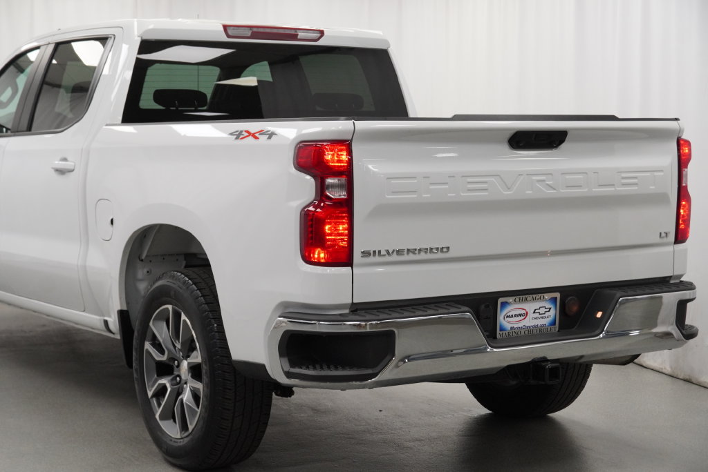 Used 2024 Chevrolet Silverado 1500 LT AWD/4WD image 16