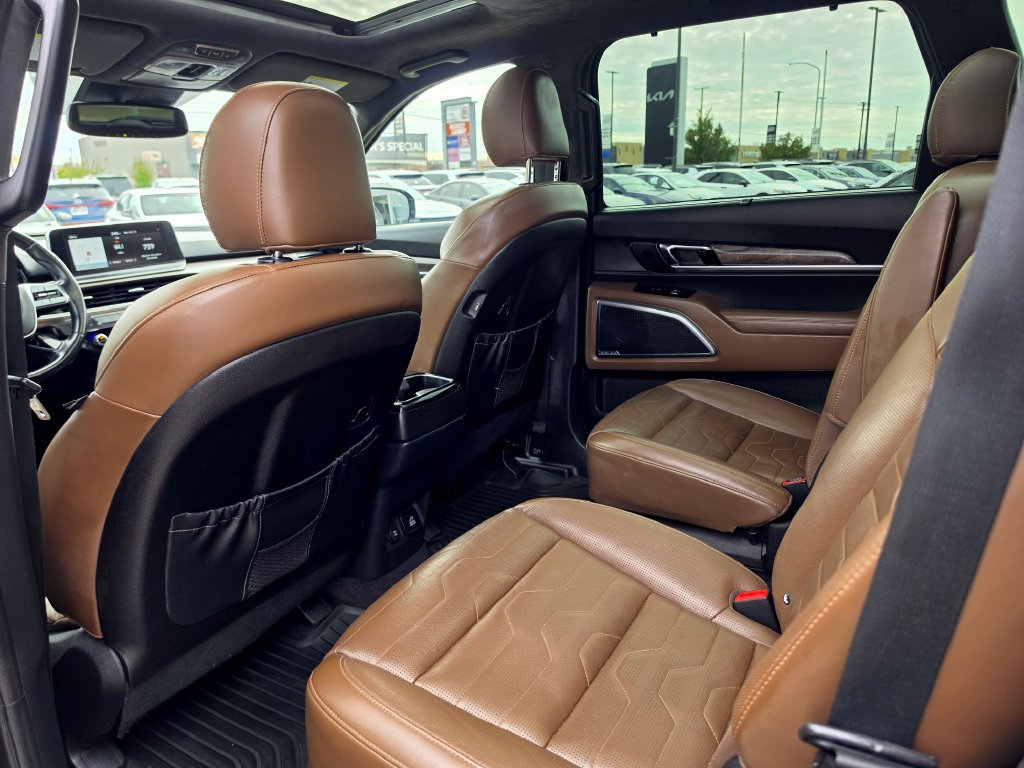 Used 2021 Kia Telluride SX w/ SX Prestige Package AWD/4WD image 14