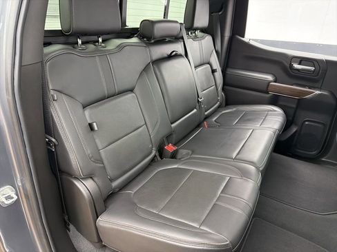 Used 2021 Chevrolet Silverado 1500 High Country image 25