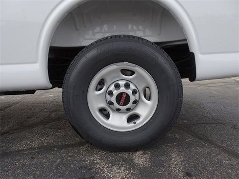 New 2025 GMC Savana 2500 w/ Driver Convenience Package image 9