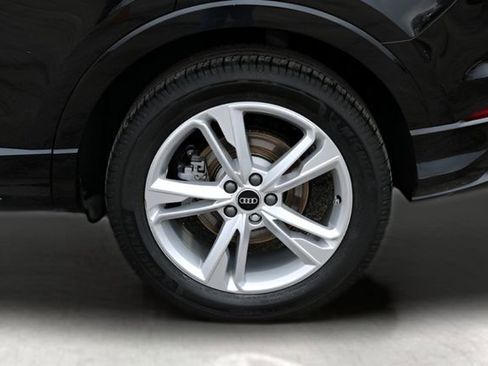 Used 2022 Audi Q3 2.0T Premium Plus image 9